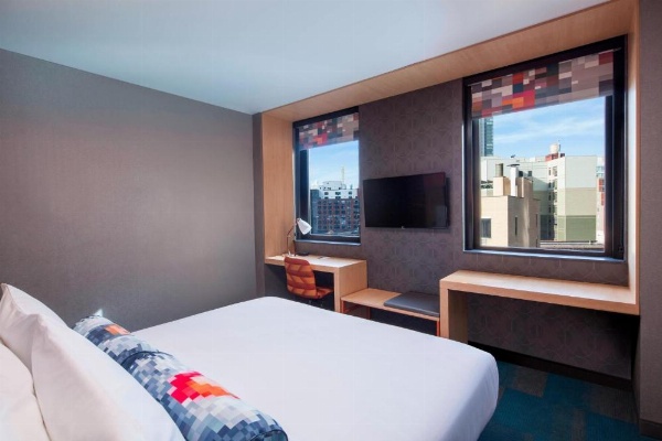 Aloft Long Island City-Manhattan View image 11