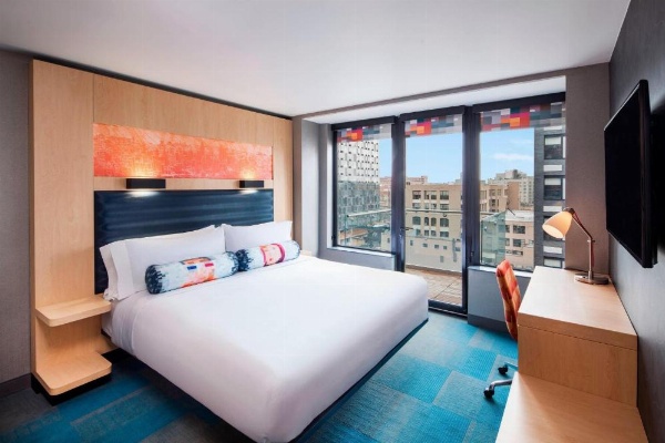 Aloft Long Island City-Manhattan View image 14